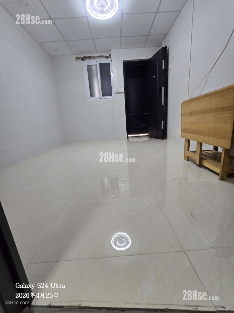 萬雄軒 租盤 開放式間隔 , 1 浴室 140 平方呎