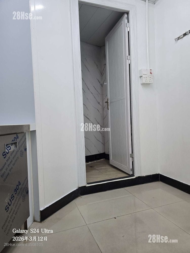 萬雄軒 租盤 開放式間隔 , 1 浴室 140 平方呎