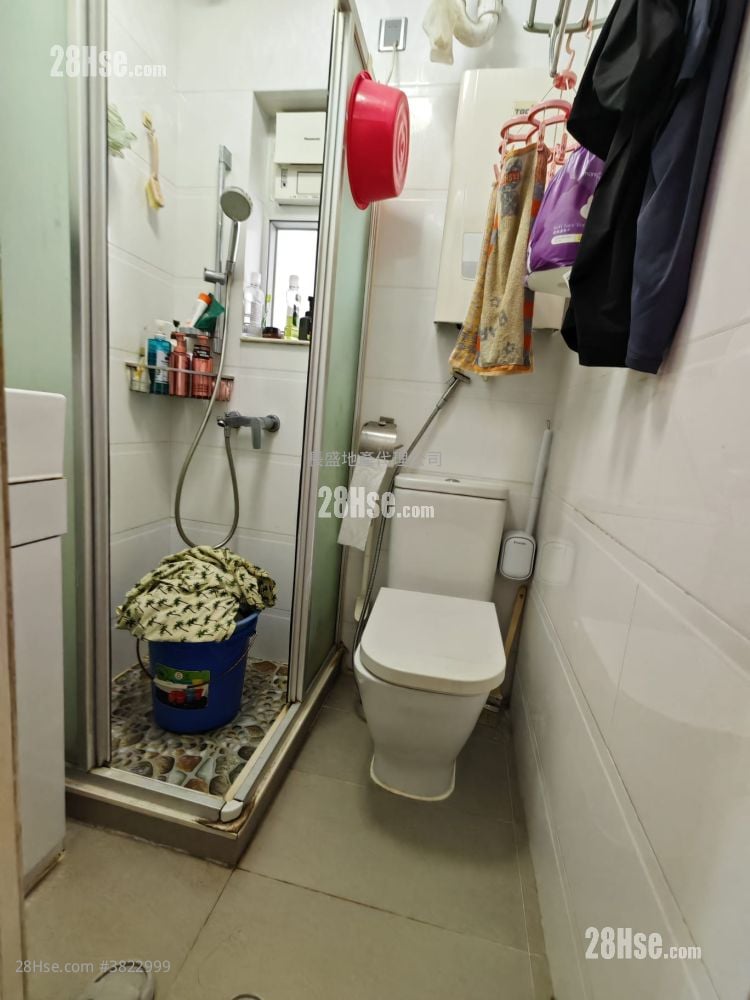 南昌邨 售盘 2 房 377 平方尺