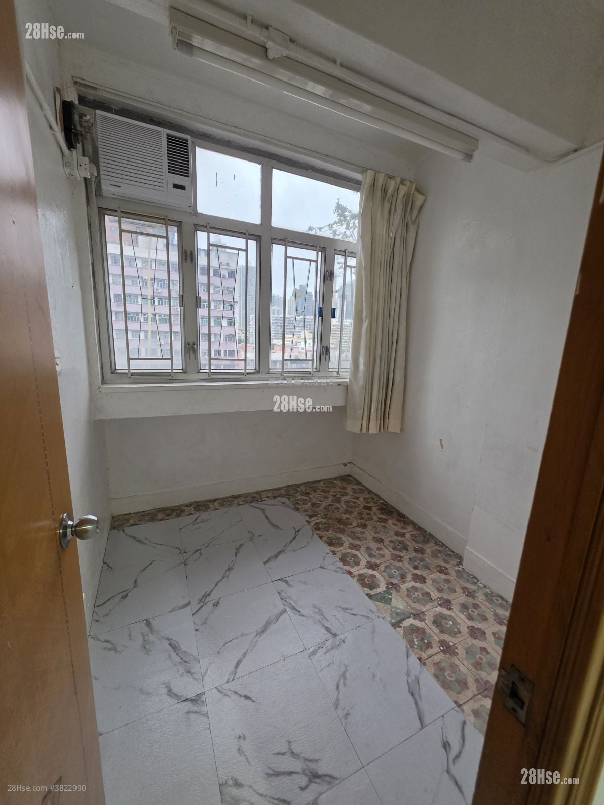 唐樓 售盤 3 房 , 2 浴室 437 平方呎