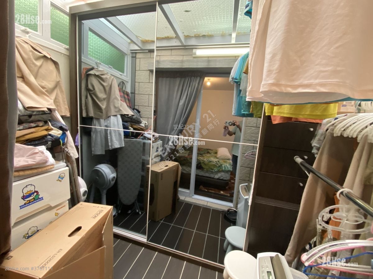 村屋 售盤 5+ 房 , 3 浴室