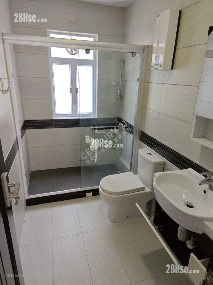 村屋 售盤 5+ 房 , 3 浴室