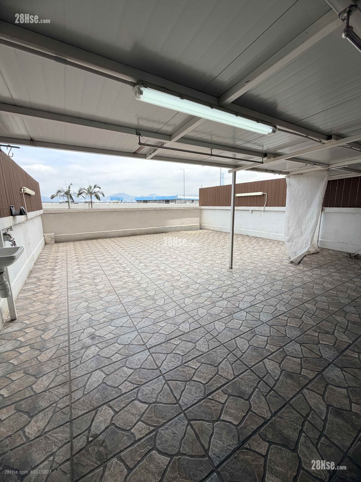 美新樓 售盤 366 平方呎