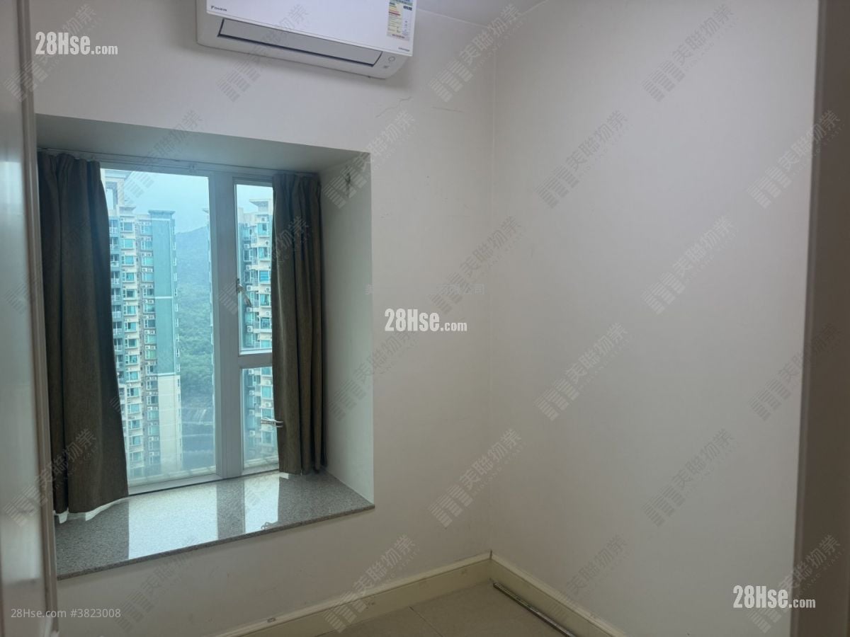 都會駅 售盤 3 房 , 2 浴室 629 平方呎