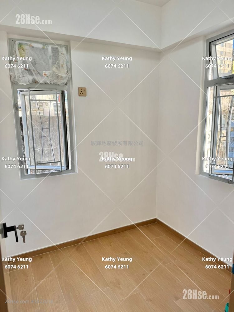 Chee Hing Building Rental 3 Bedrooms , 1 Bathroom 333 ft²