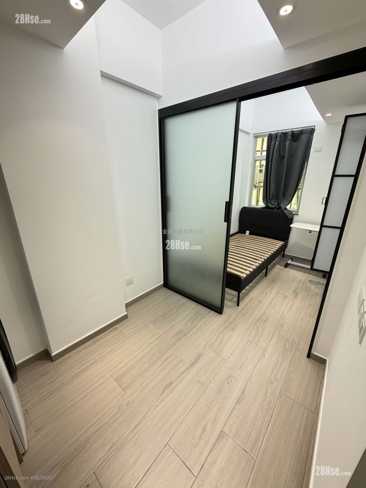 Chinese Mansion Rental 1 Bedroom , 1 Bathroom 160 ft²