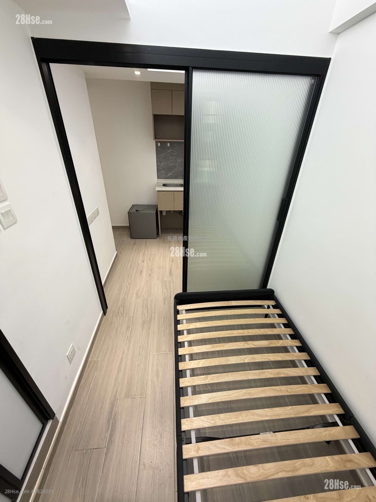 Chinese Mansion Rental 1 Bedroom , 1 Bathroom 160 ft²