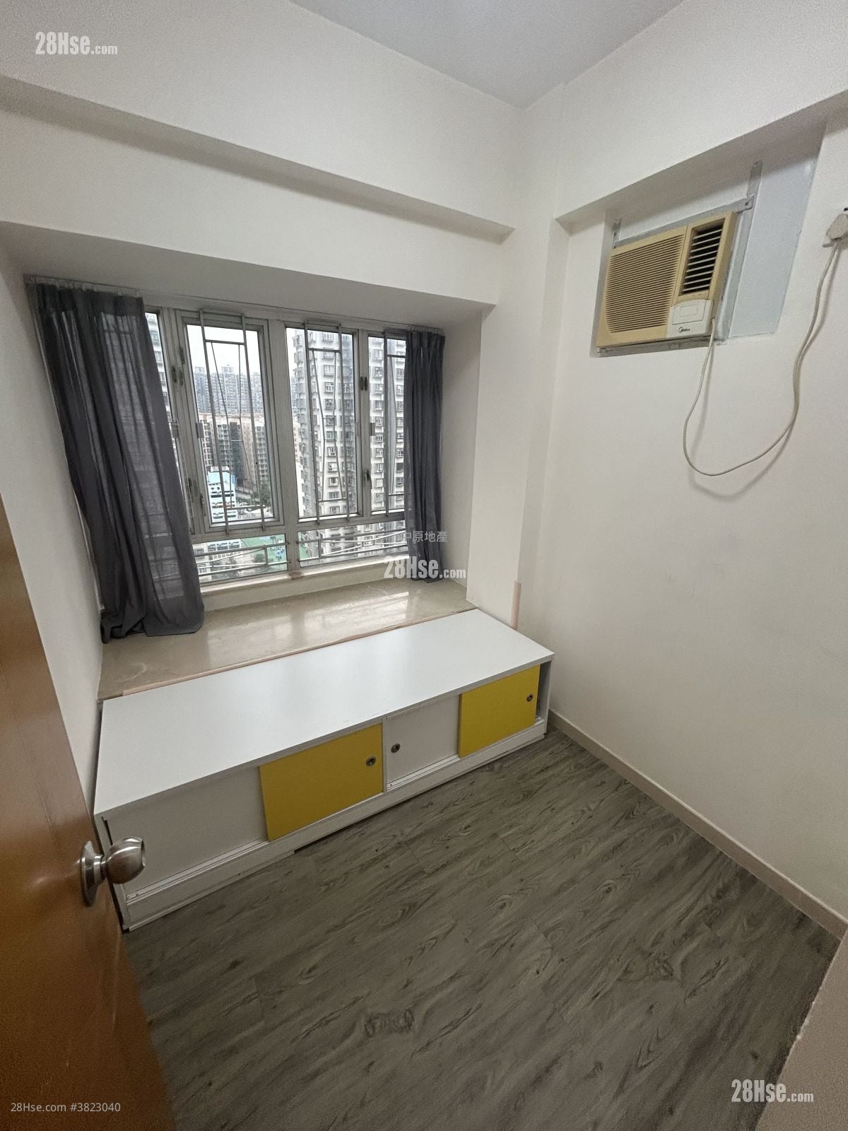 万丰大厦 售盘 2 房 , 1 浴室 260 平方尺