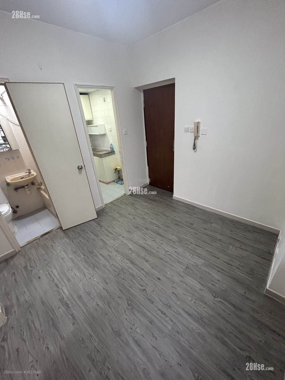 万丰大厦 售盘 2 房 , 1 浴室 260 平方尺