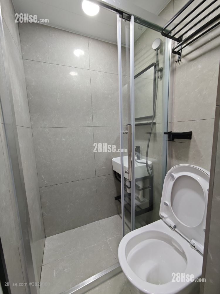 Apartment Rental 2 Bedrooms , 1 Bathroom 250 ft²