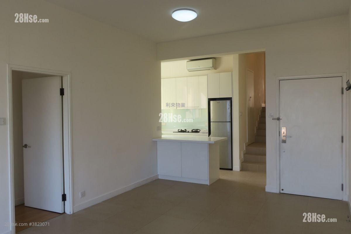 Discovery Bay Rental 3 Bedrooms , 2 Bathrooms 962 ft²