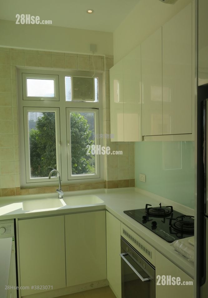 Discovery Bay Rental 3 Bedrooms , 2 Bathrooms 962 ft²