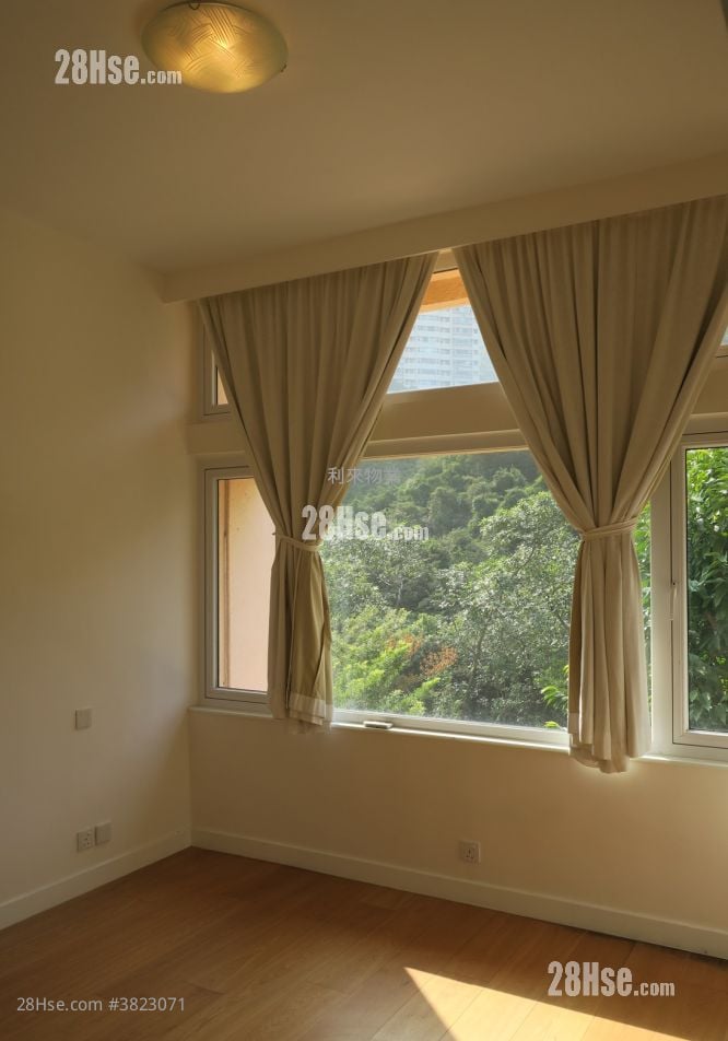 Discovery Bay Rental 3 Bedrooms , 2 Bathrooms 962 ft²