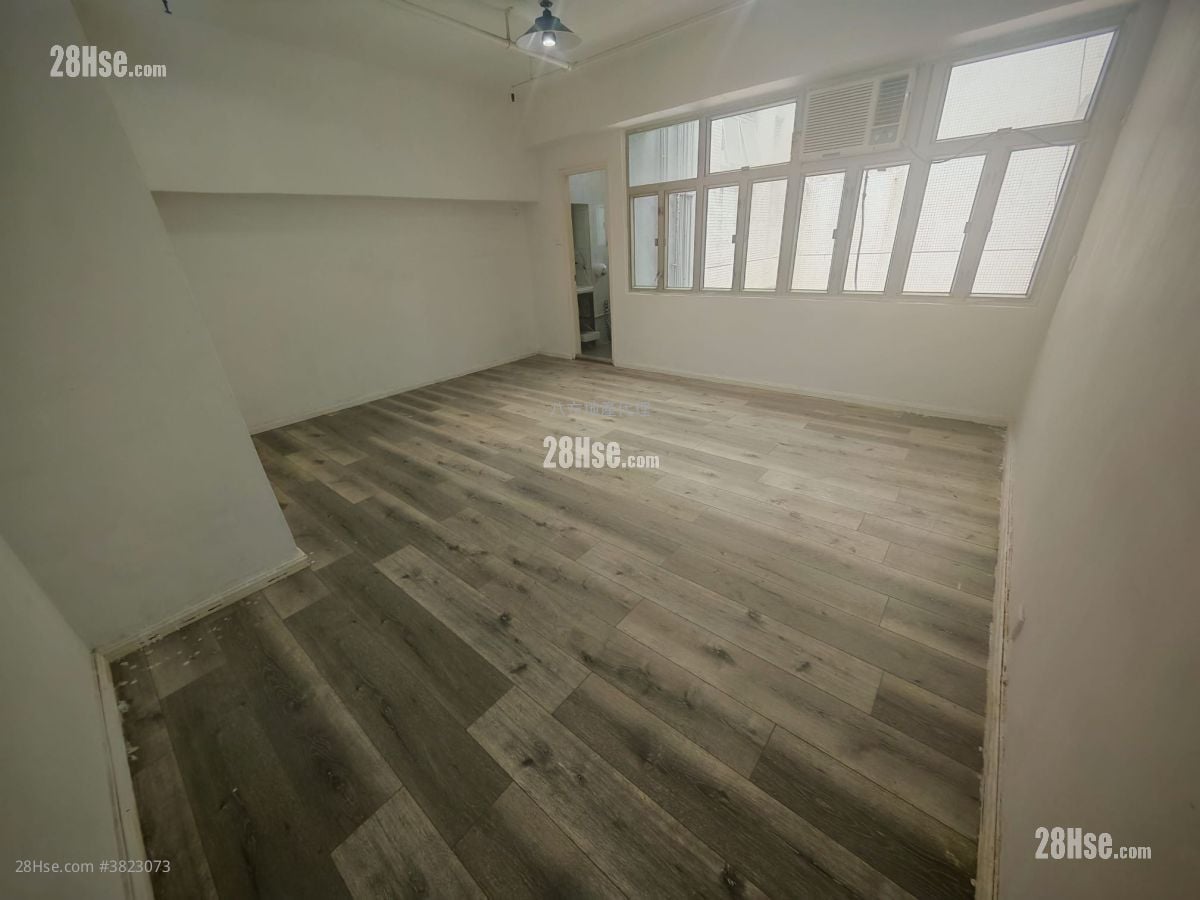 Yip Win Factory Building Rental Studio , 1 Toilet