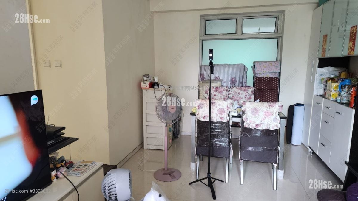 峻瀅 售盤 3 房 , 2 浴室 694 平方呎