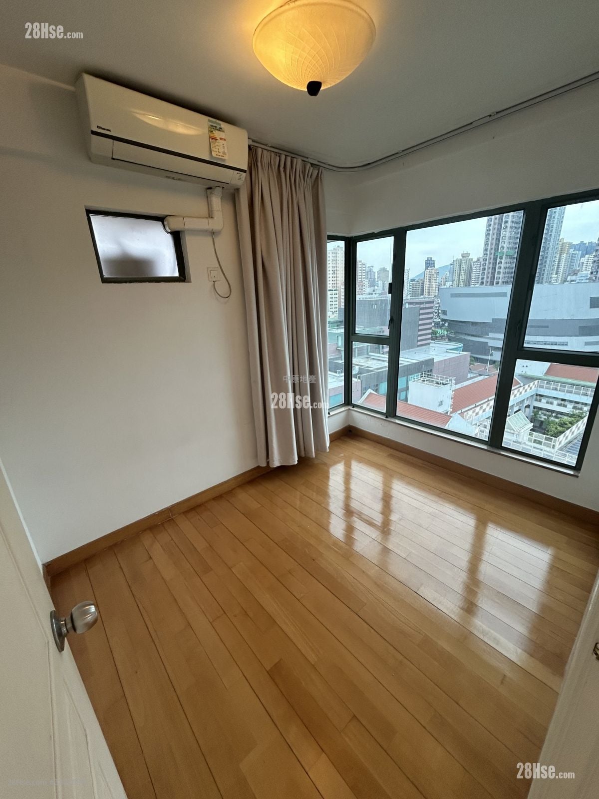 御庭居 售盤 2 房 , 1 浴室 453 平方呎