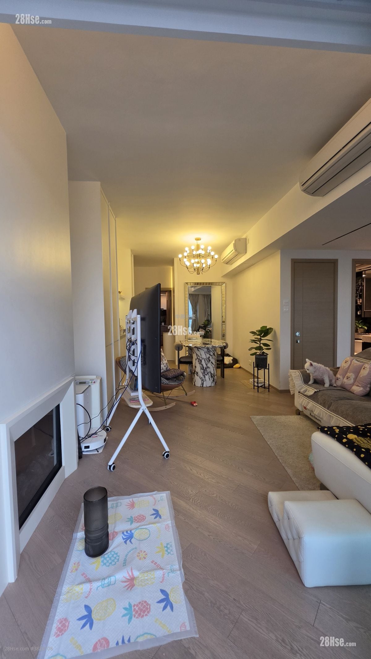 The YOHO Hub 售盘 3 房 901 平方尺