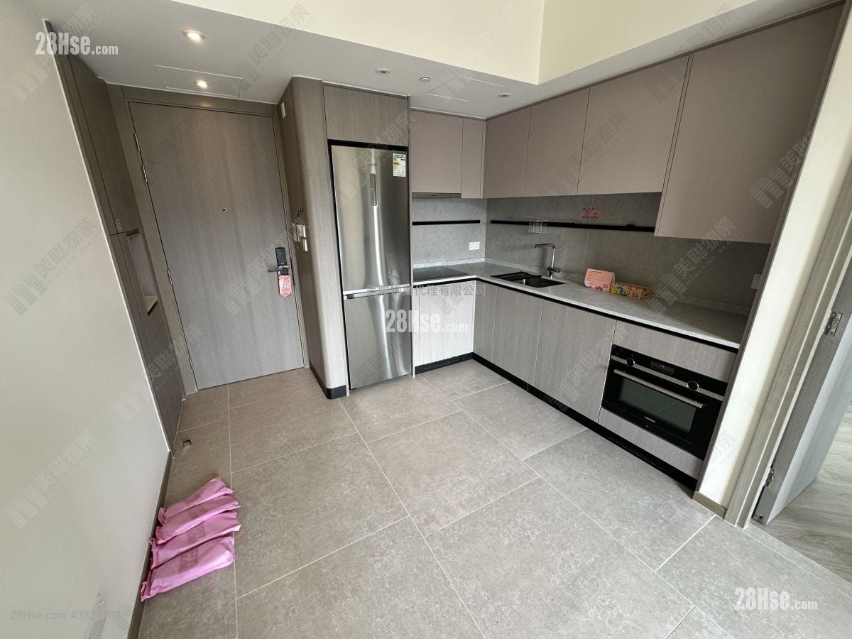 Novo Land 租盤 3 房 , 1 浴室 542 平方呎