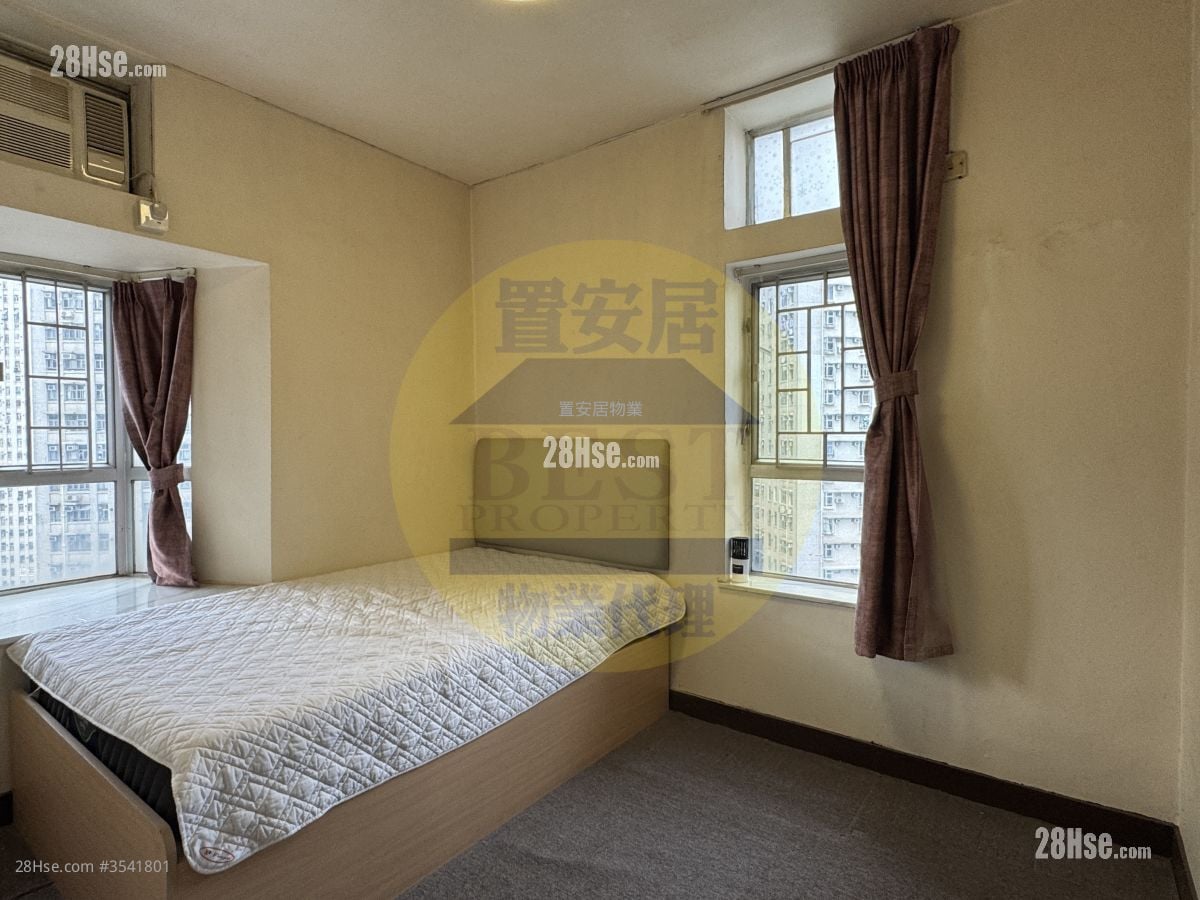 Pierhead Garden Rental 2 Bedrooms , 1 Bathroom 521 ft²