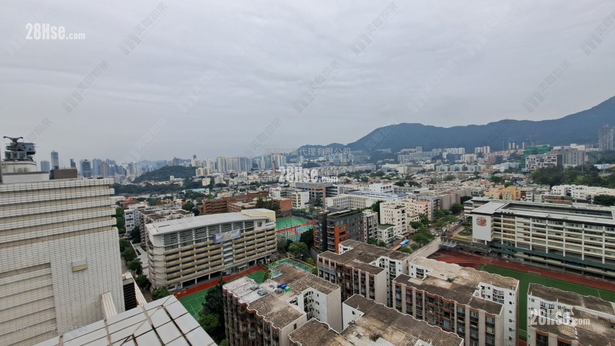 峰景 租盘 4 房 , 3 浴室 1,860 平方尺