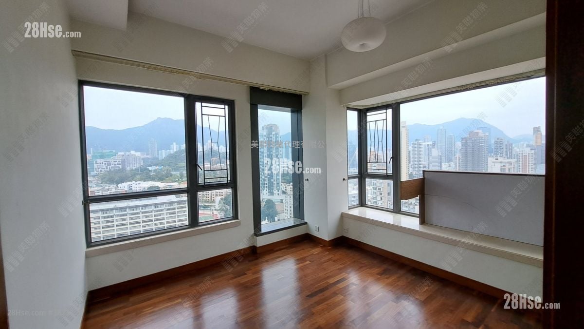 峰景 租盘 4 房 , 3 浴室 1,860 平方尺