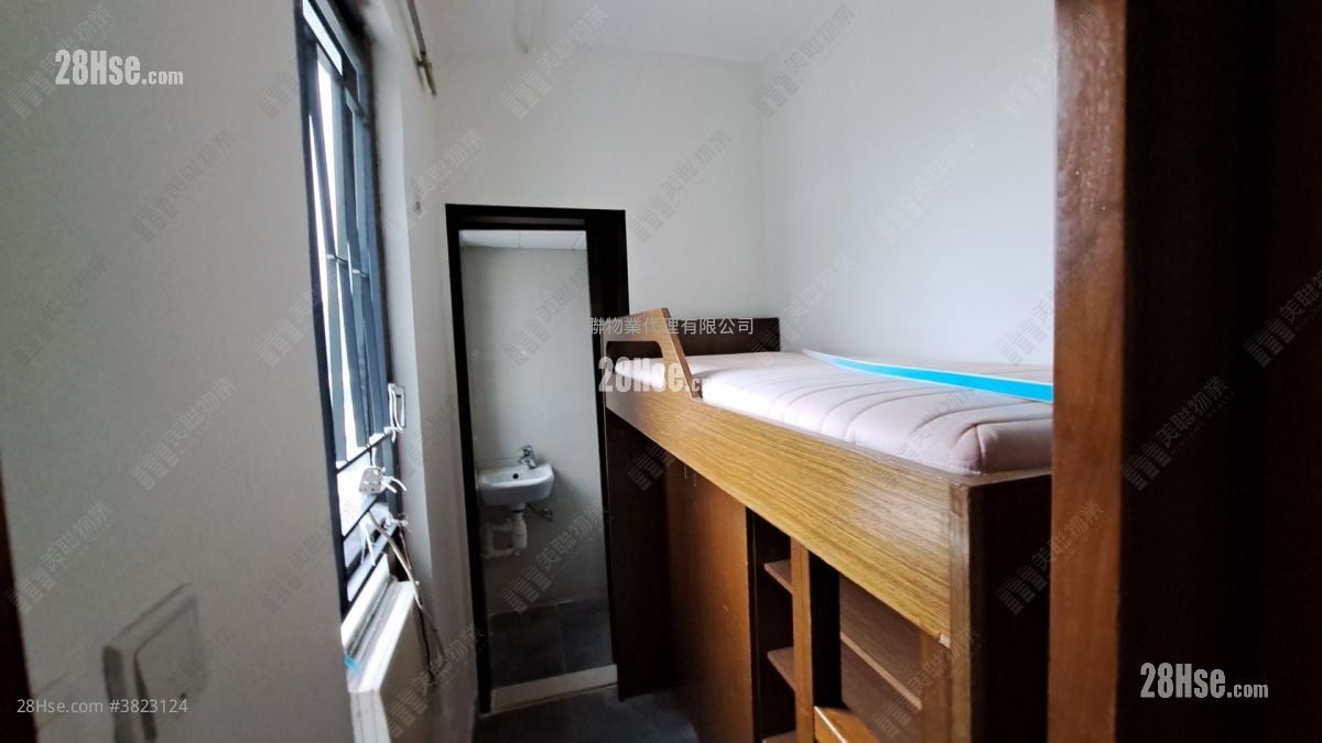 峰景 租盘 4 房 , 3 浴室 1,860 平方尺