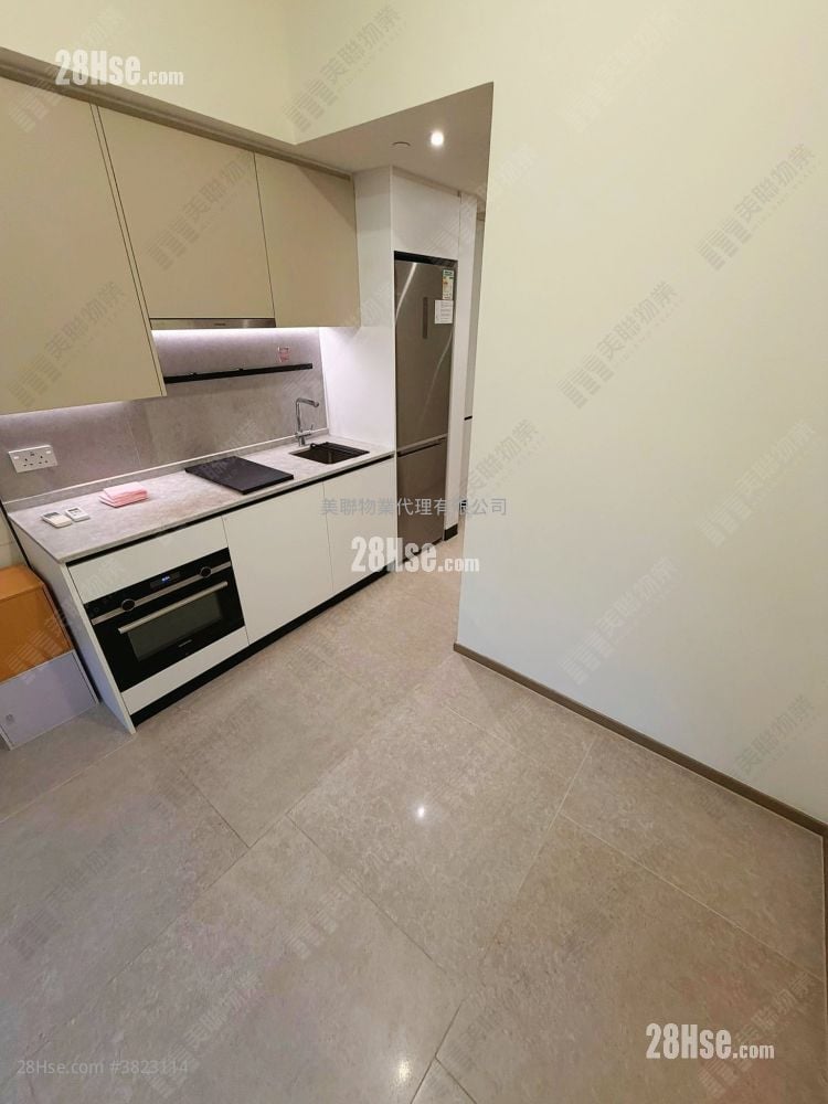 Novo Land 租盤 開放式間隔 242 平方呎