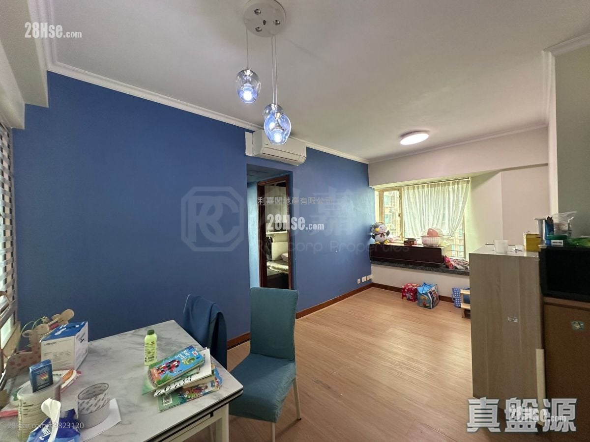 La Cite Noble Sell 2 Bedrooms , 1 Bathroom 434 ft²