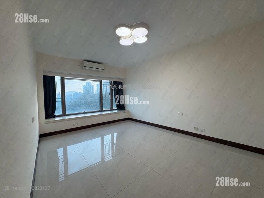 Celestial Heights Sell 4 Bedrooms 1,746 ft²