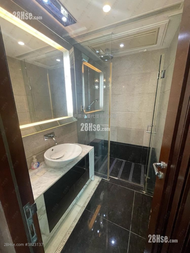 Celestial Heights Sell 4 Bedrooms 1,746 ft²