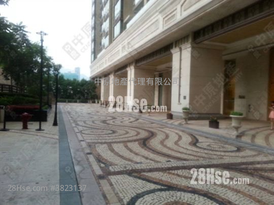 Celestial Heights Sell 4 Bedrooms 1,746 ft²