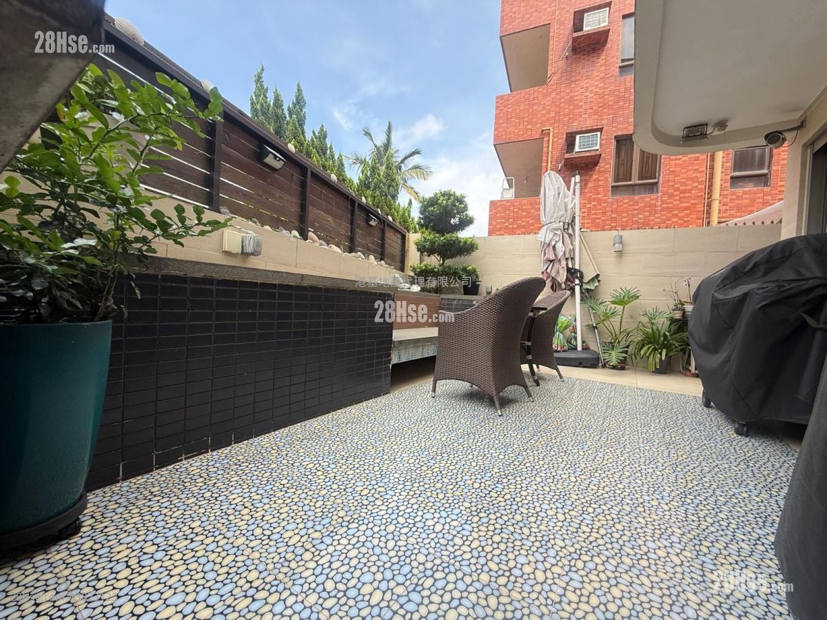 村屋 售盘 3 房 , 2 浴室 1,400 平方尺