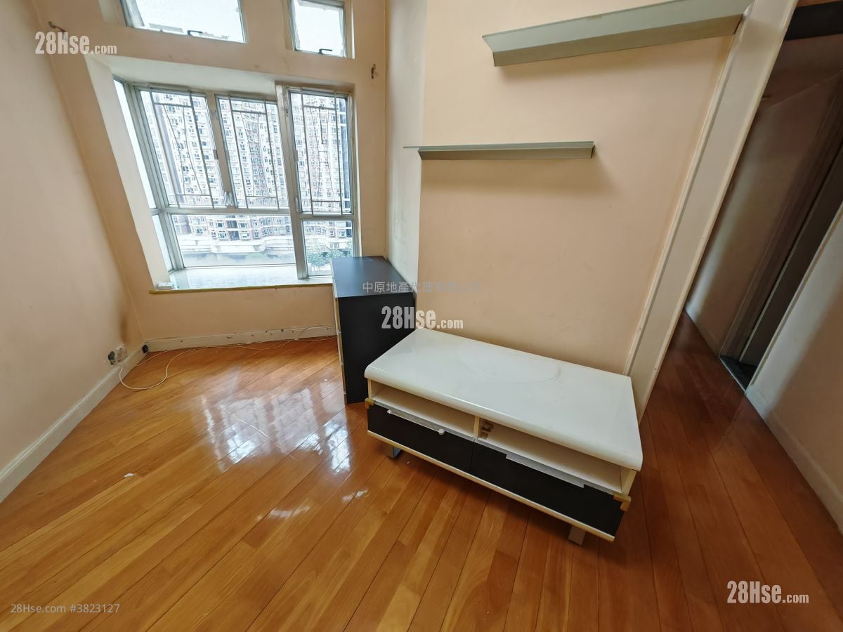 Discovery Park Sell 2 Bedrooms 470 ft²