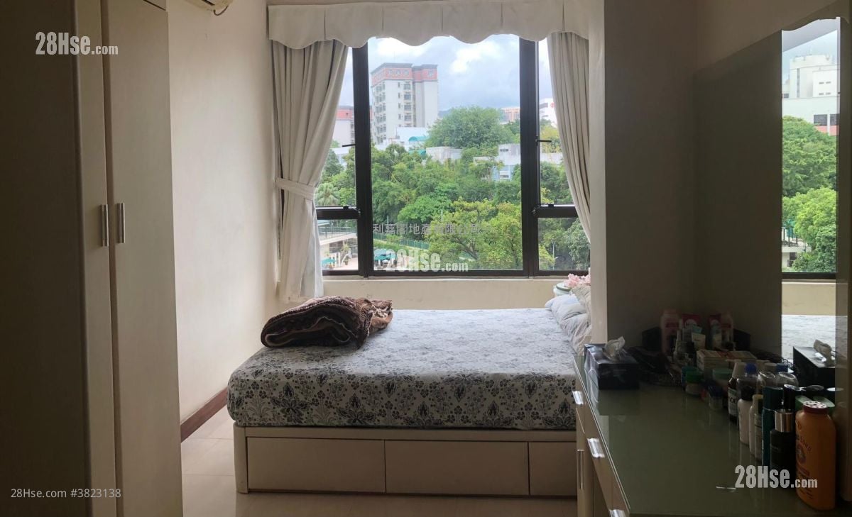 花園大廈 售盤 3 房 , 3 浴室 1,227 平方呎