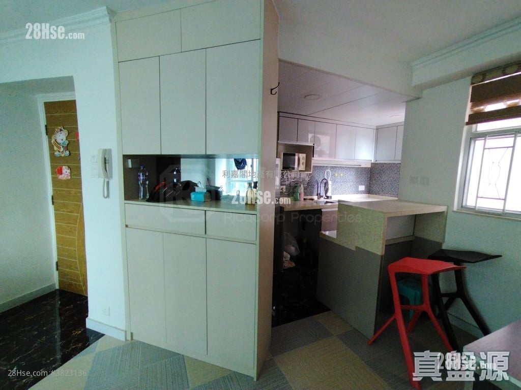 疊翠軒 售盤 3 房 , 2 浴室 591 平方呎