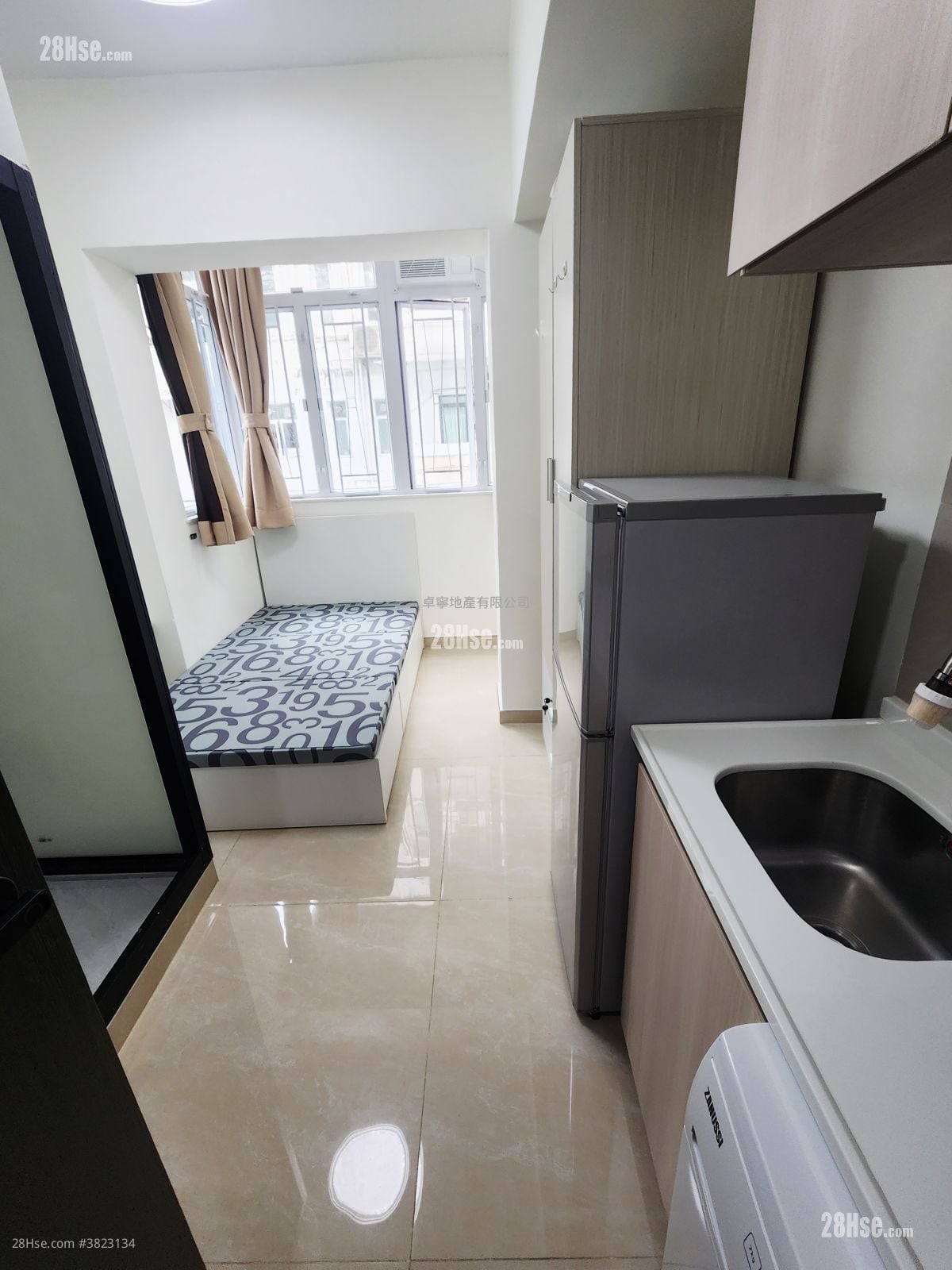 Apartment Rental 157 ft²