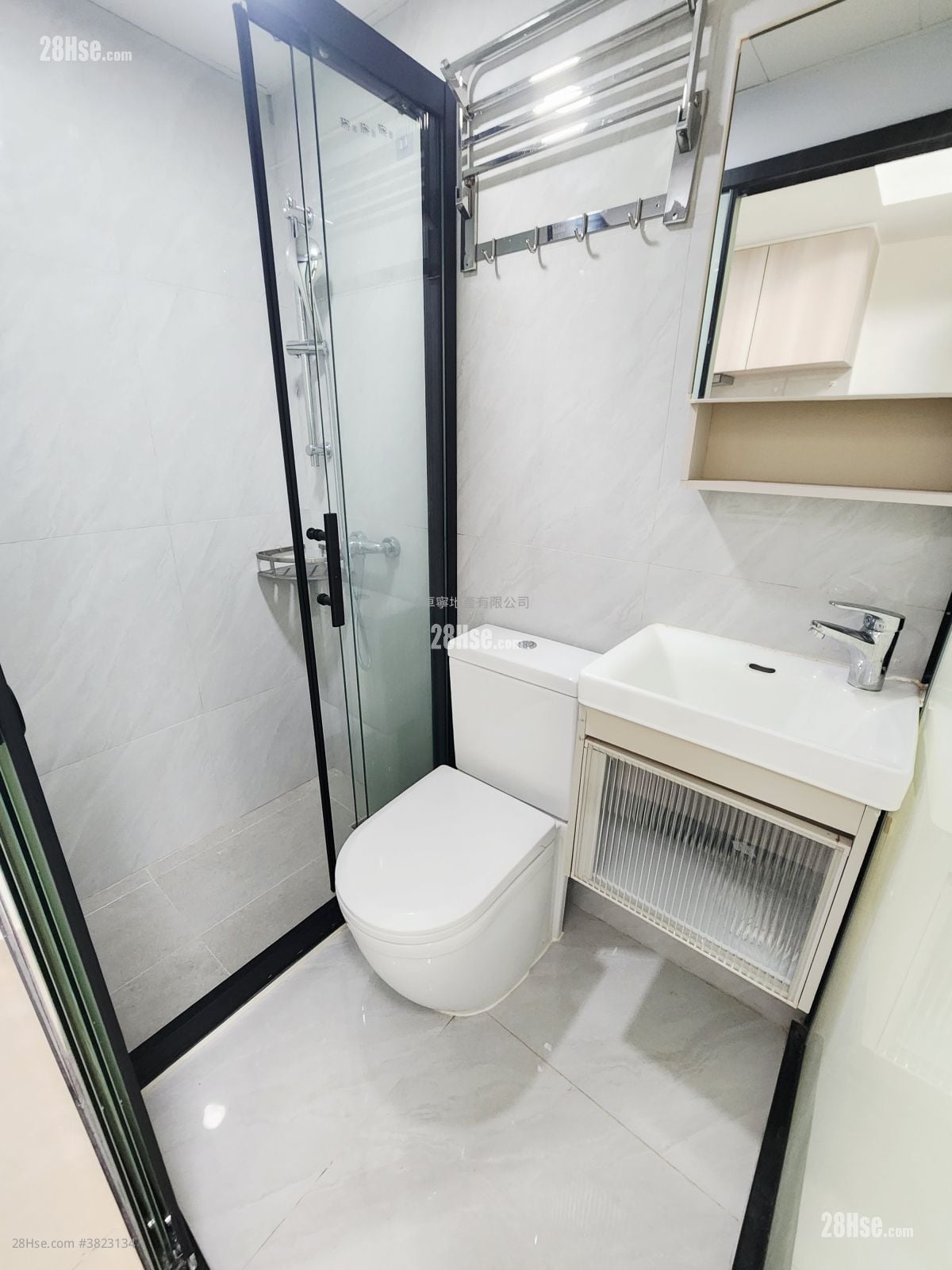 Apartment Rental 157 ft²