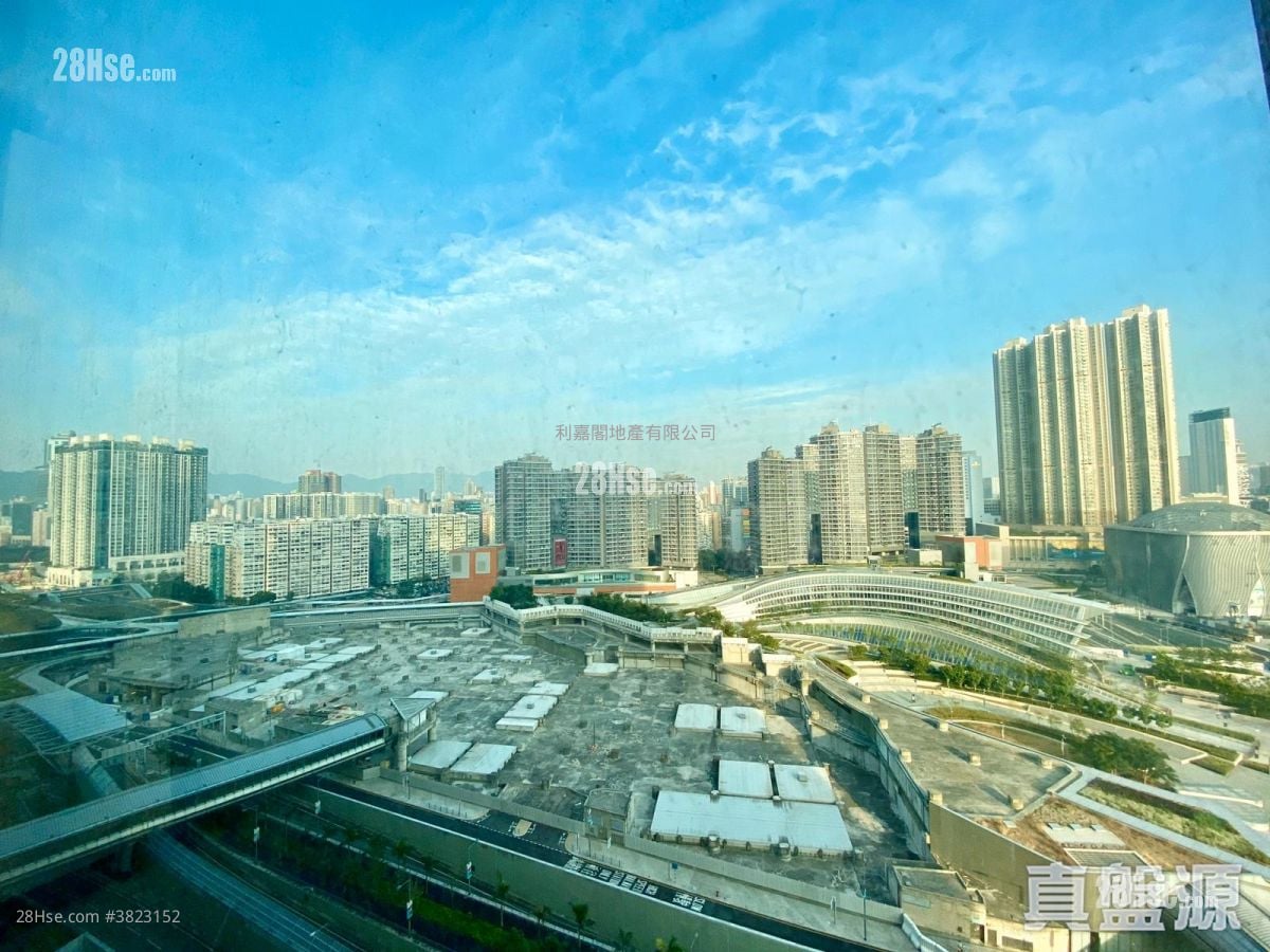 凱旋門 售盤 3 房 , 2 浴室 867 平方呎