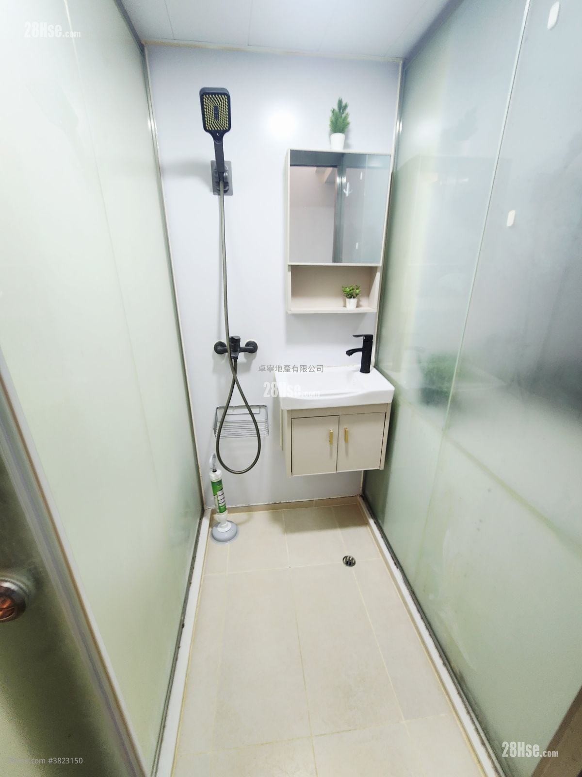 单幢楼房 租盘 150 平方尺