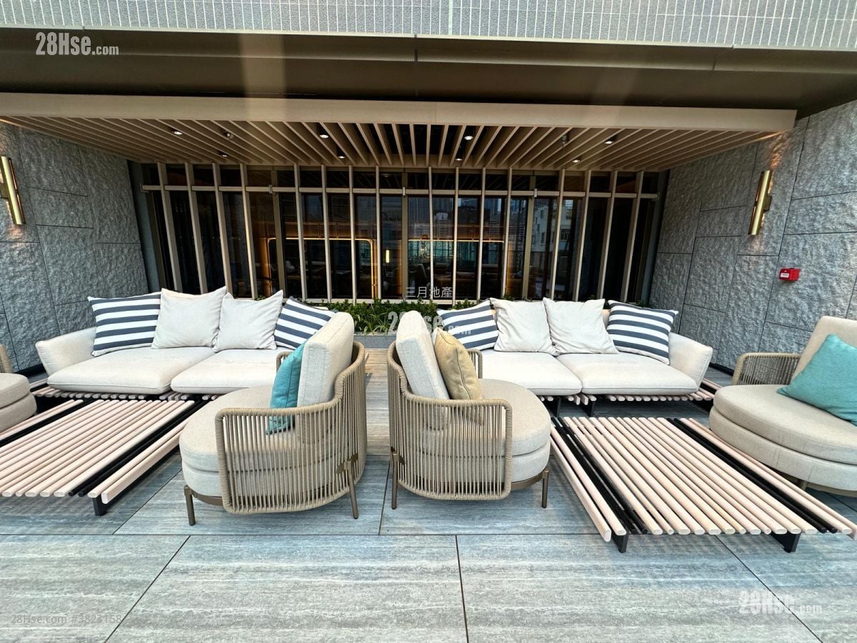 高臨 租盤 3 房 , 1 浴室 569 平方呎