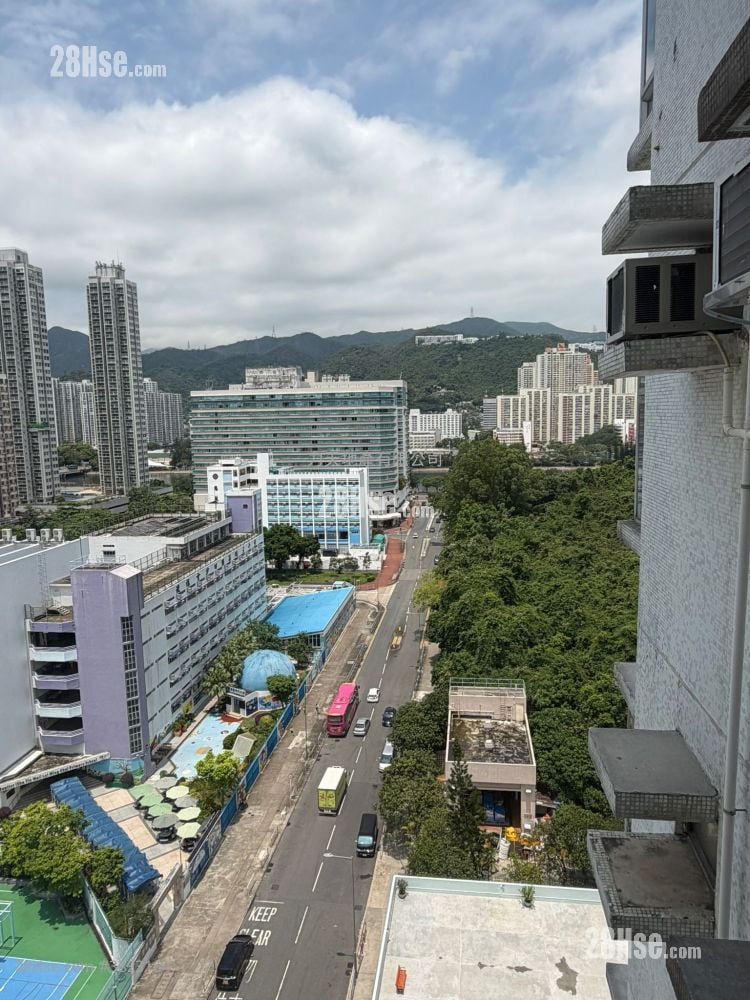 Springfield Garden Sell 2 Bedrooms , 1 Bathroom 321 ft²