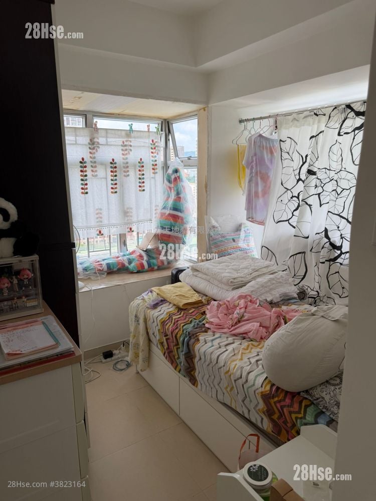 Springfield Garden Sell 2 Bedrooms , 1 Bathroom 321 ft²