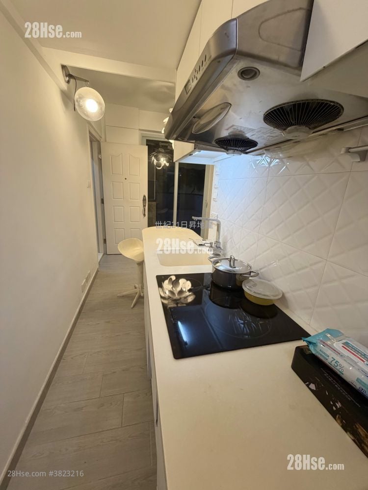 Seaview Building Rental 278 ft²