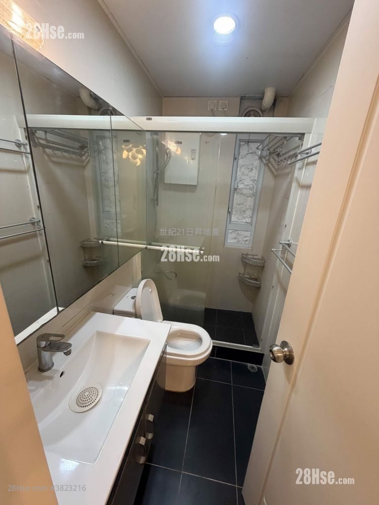 Seaview Building Rental 278 ft²