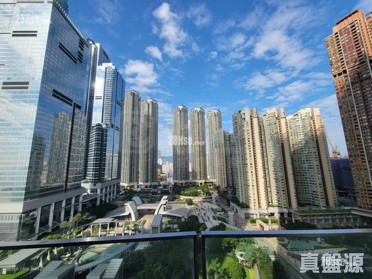 君臨天下 售盤 3 房 , 2 浴室 1,015 平方呎