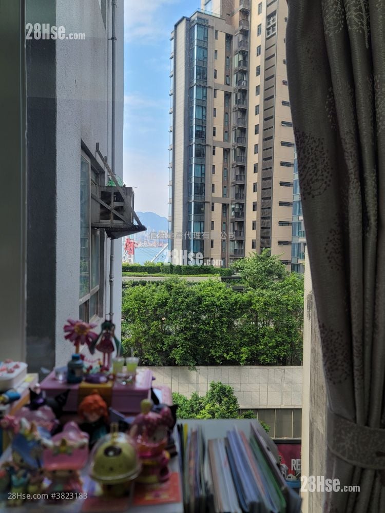 Kar Fu Building Sell 1 Bedroom , 1 Bathroom 222 ft²