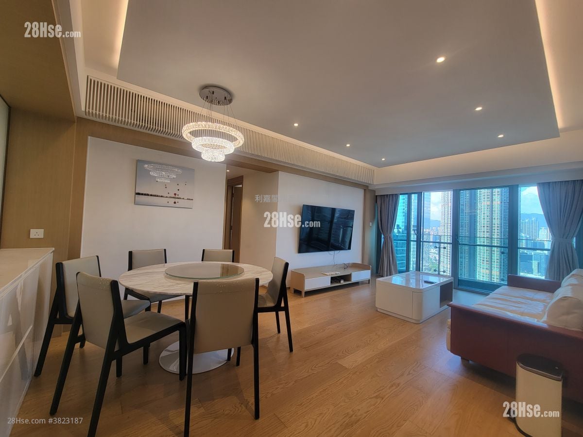 君临天下 租盘 3 房 , 2 浴室 1,054 平方尺