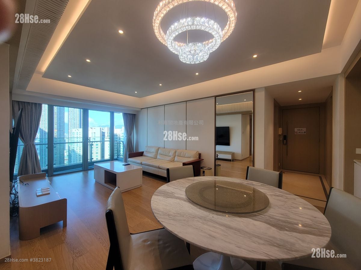 君临天下 租盘 3 房 , 2 浴室 1,054 平方尺