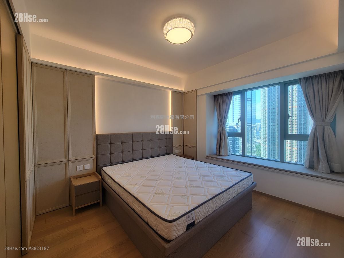 君临天下 租盘 3 房 , 2 浴室 1,054 平方尺