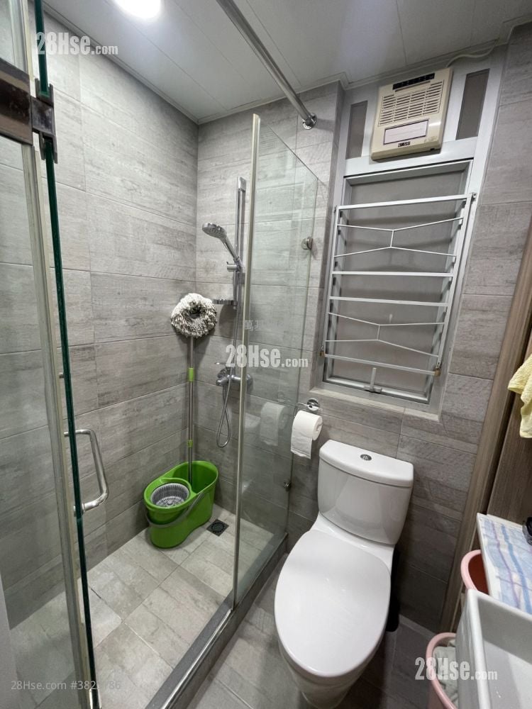 Smithfield Court Rental 2 Bedrooms , 1 Bathroom 335 ft²